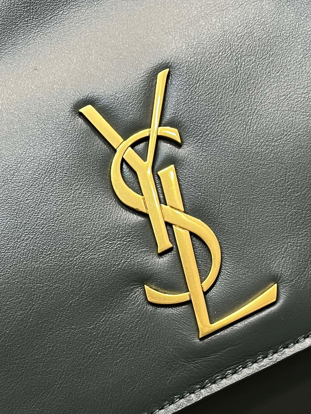 Saint Laurent Kate Medium Reversible Chain Bag 28 cm
