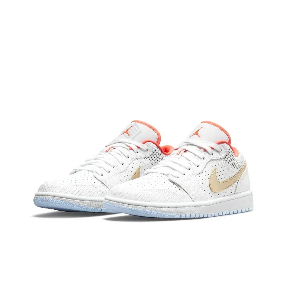 Женские кроссовки Air Jordan 1 Low SE 'White Sesame' DC9509-100