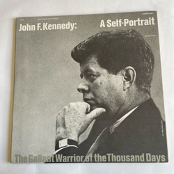 Винтажная виниловая пластинка LP Джон Ф. Кеннеди, John F. Kennedy, John F. Kennedy, A Self Portrait (The Gallant Warrior Of The Thousand Days) (США 1964)