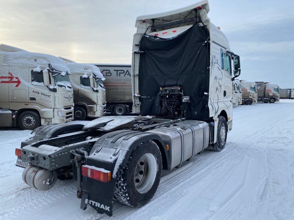 SITRAK C7H 4x2 Седельный тягач ZZ4186V361HE (Дизельный, 12,4 л, 480 л.с., АТ)