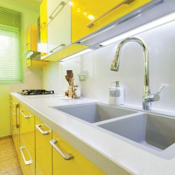 ULI-F40-9W-4200K SENSOR IP20 SILVER Светильник линейный светодиодный ультратонкий. с бесконтактным выключателем. 600Х30х8мм. 440Lm. Серебристый. ТМ Uniel