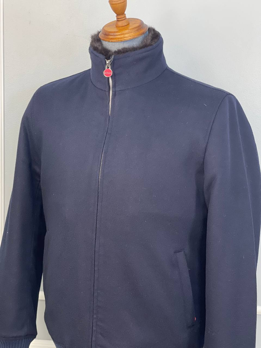 Кашемировая куртка Kiton с мехом внутри