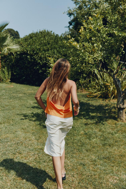 ZARA АТЛАСНЫЙ ТОП С ГОРЛОВИНОЙ ХАЛТЕР, ОРАНЖЕВЫЙ