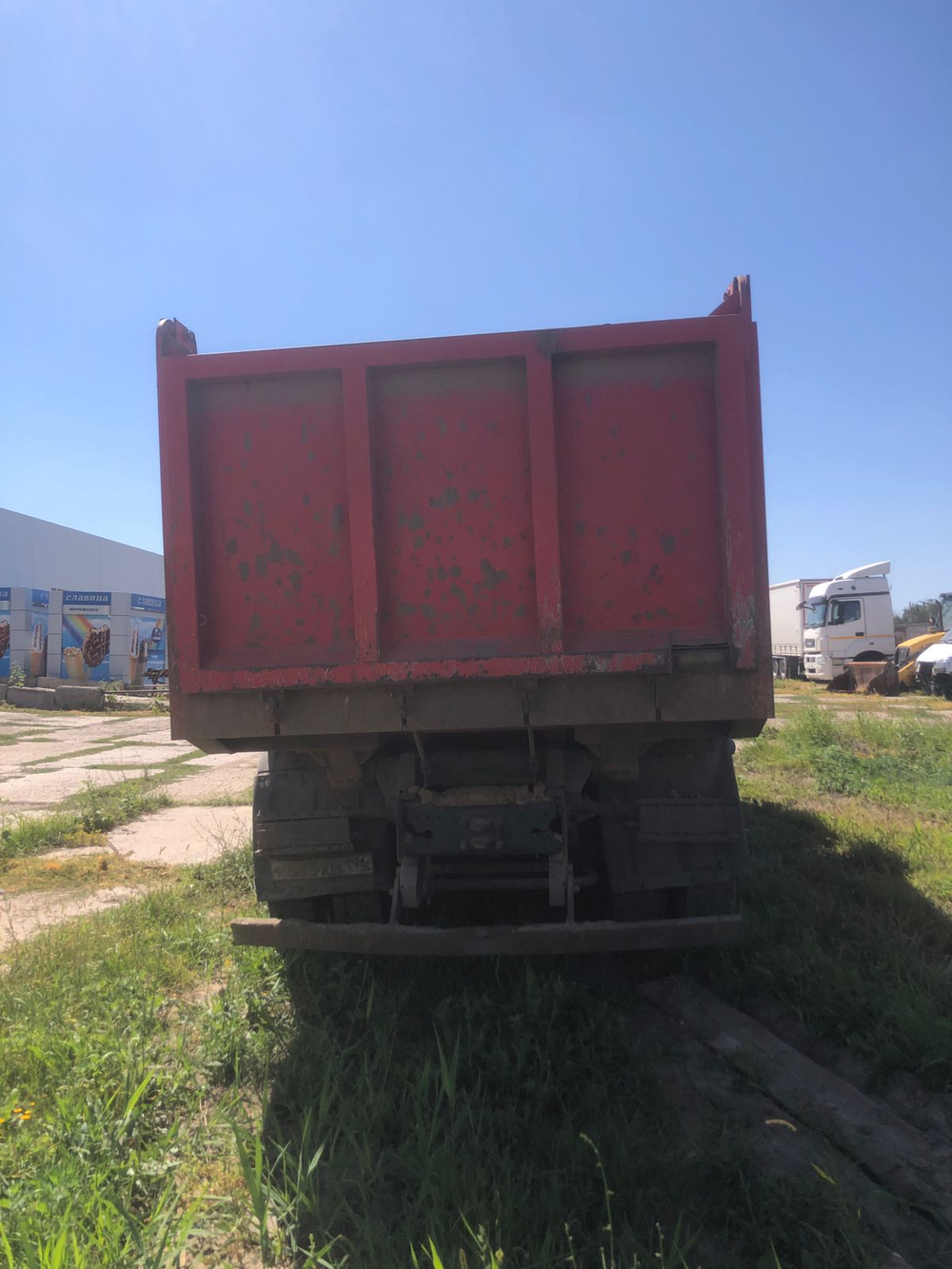 МАЗ 6501* 6x4 Самосвал 650128-8570-000 (Дизельный, 11,6 л, 423 л.с., МТ)