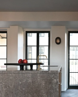 Лампа 101 Copenhagen Clam Wall Lamp, Bronze