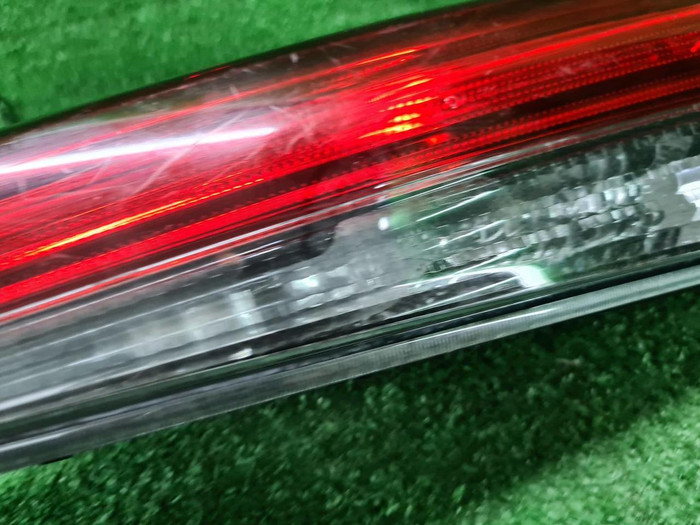 Фонарь правый внутренний Toyota Highlander 4 U70 (2019-н.в.)