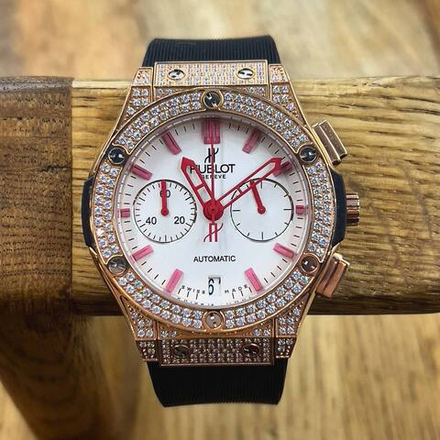 Часы Hublot