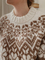 Описание по вязанию джемпера спицами с жаккардовой кокеткой "Boom"