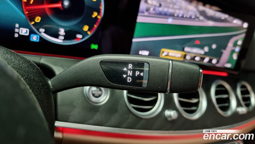 Mercedes-Benz E-Class W213 E250 AMG Line (08.2023)