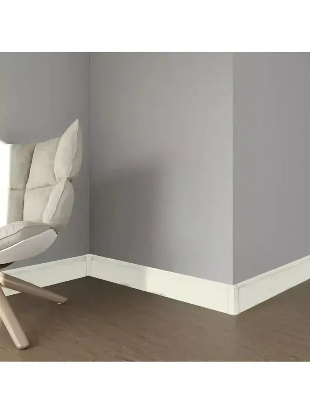 Краска для плинтуса белая