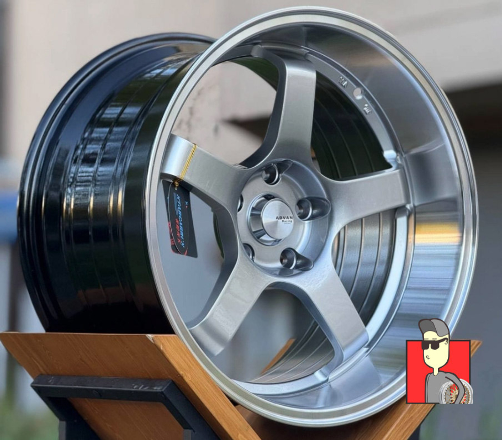 Комплект дисков Advan GR 17x9.5 et15 5x114.3
