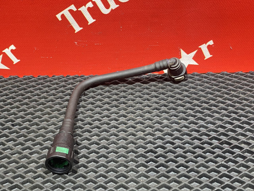 Трубка топливная