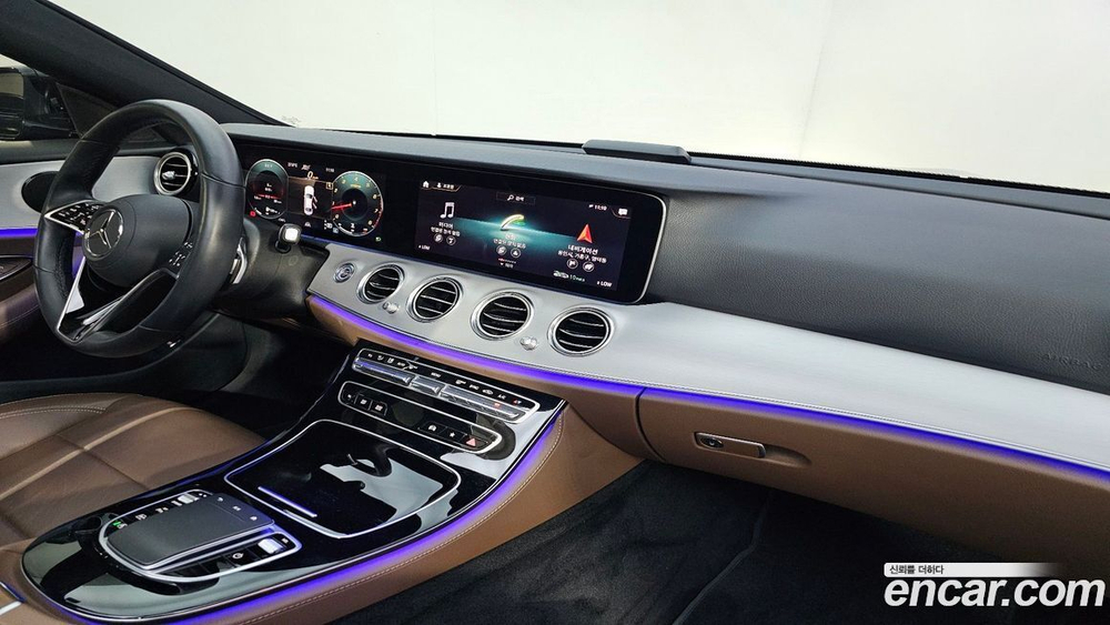 Mercedes-Benz E-Class W213 E250 Avangarde (09.2021)