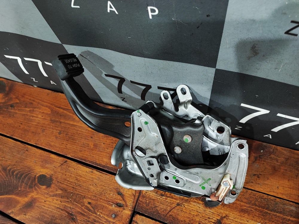 Рычаг стояночного тормоза Grand Cherokee (WK2) Б/У Оригинал 04779627AG