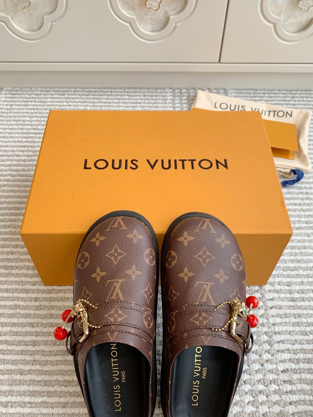 Louis Vuitton Flat Comfort Clog