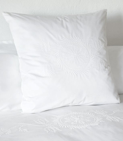 Наволочка 70х70 Christian Fischbacher Luxury Nights Crystal 357 Швейцария