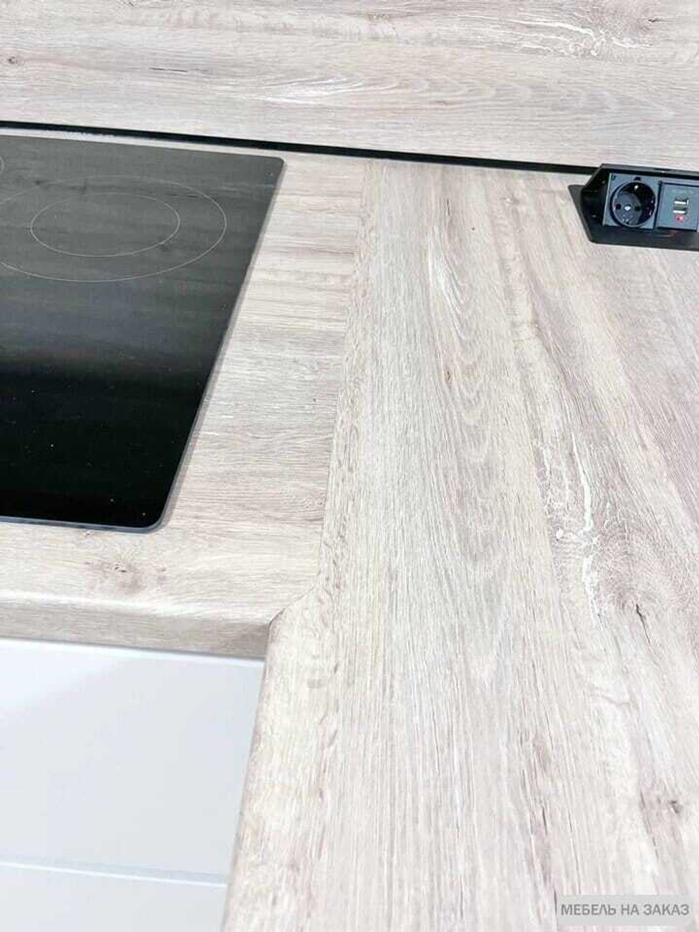 Кухня с барной стойкой на заказ