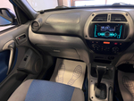 Toyota RAV4, 2002 год