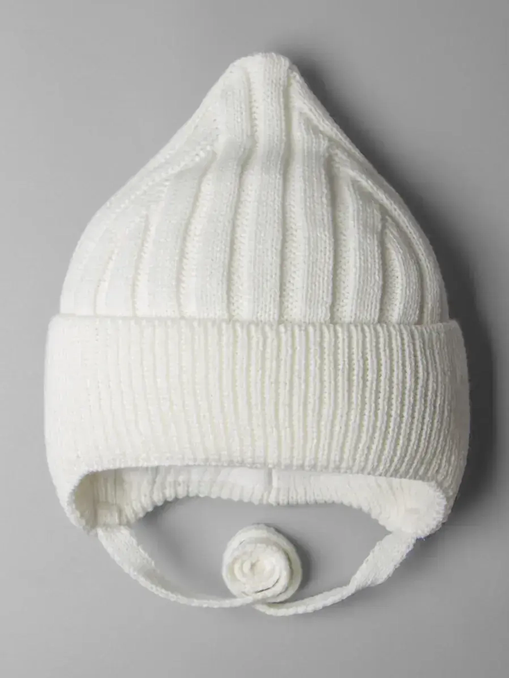 Шапка детская на завязках на осень