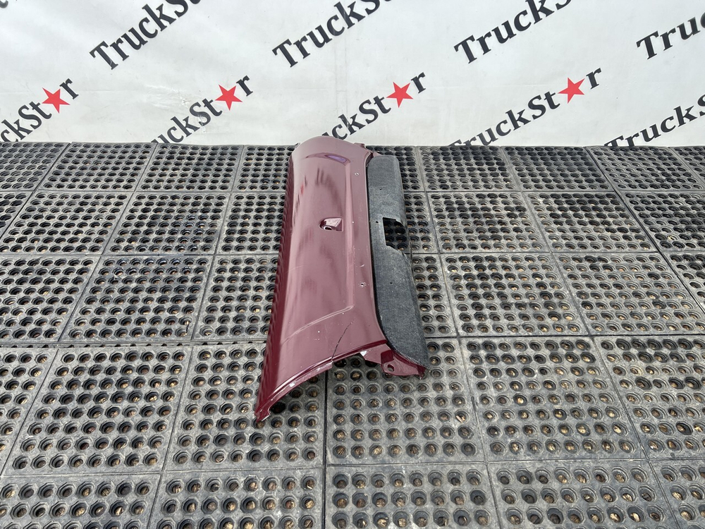 Накладка (дефект) бампера центральная