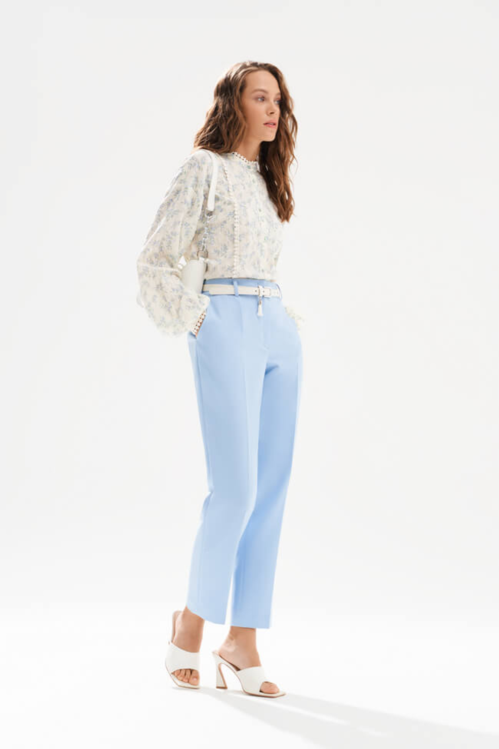 23507 Блузка женская (цветочный принт)