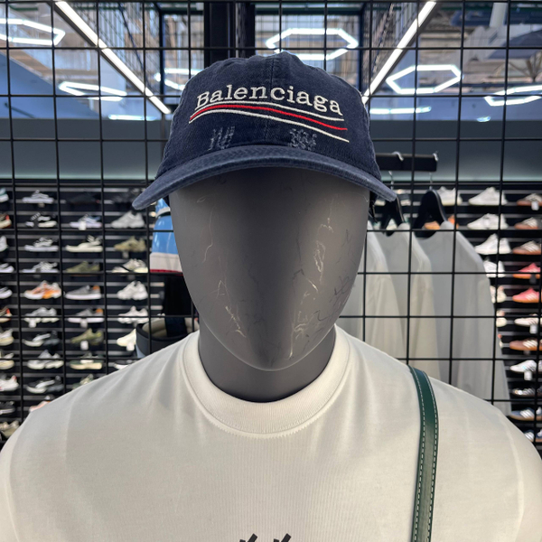 Кепка Balenciaga navy