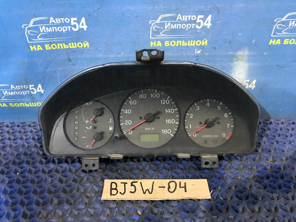 Щиток приборов MAZDA FAMILIA 1999