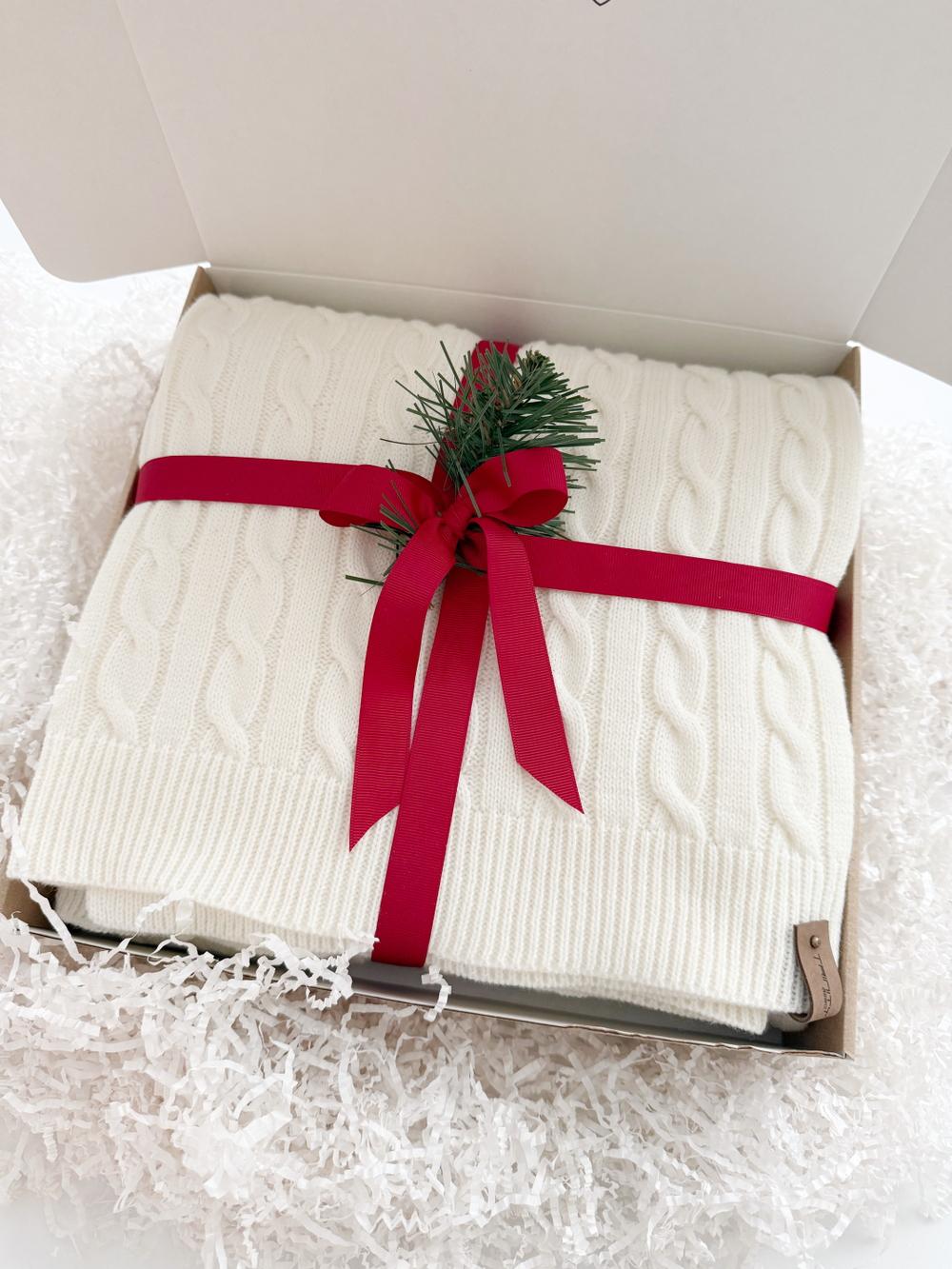 Плед "Зимний уют" в подарочной коробке, молочный, 170х120 см