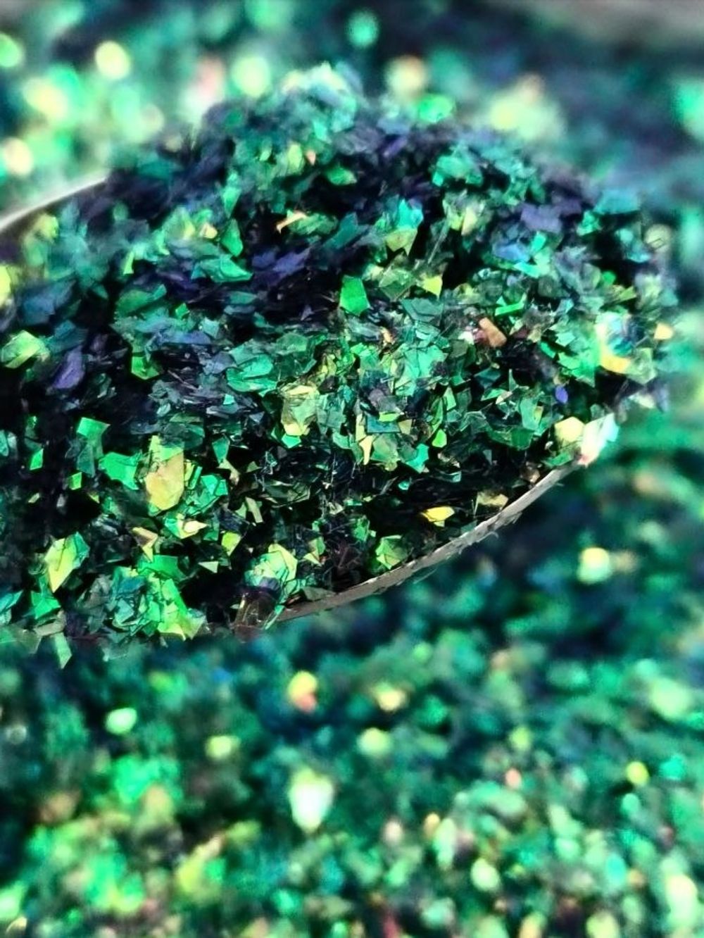 Хлопья - слюда 88706 Малахит хамелеон - для литья изделий и творчества