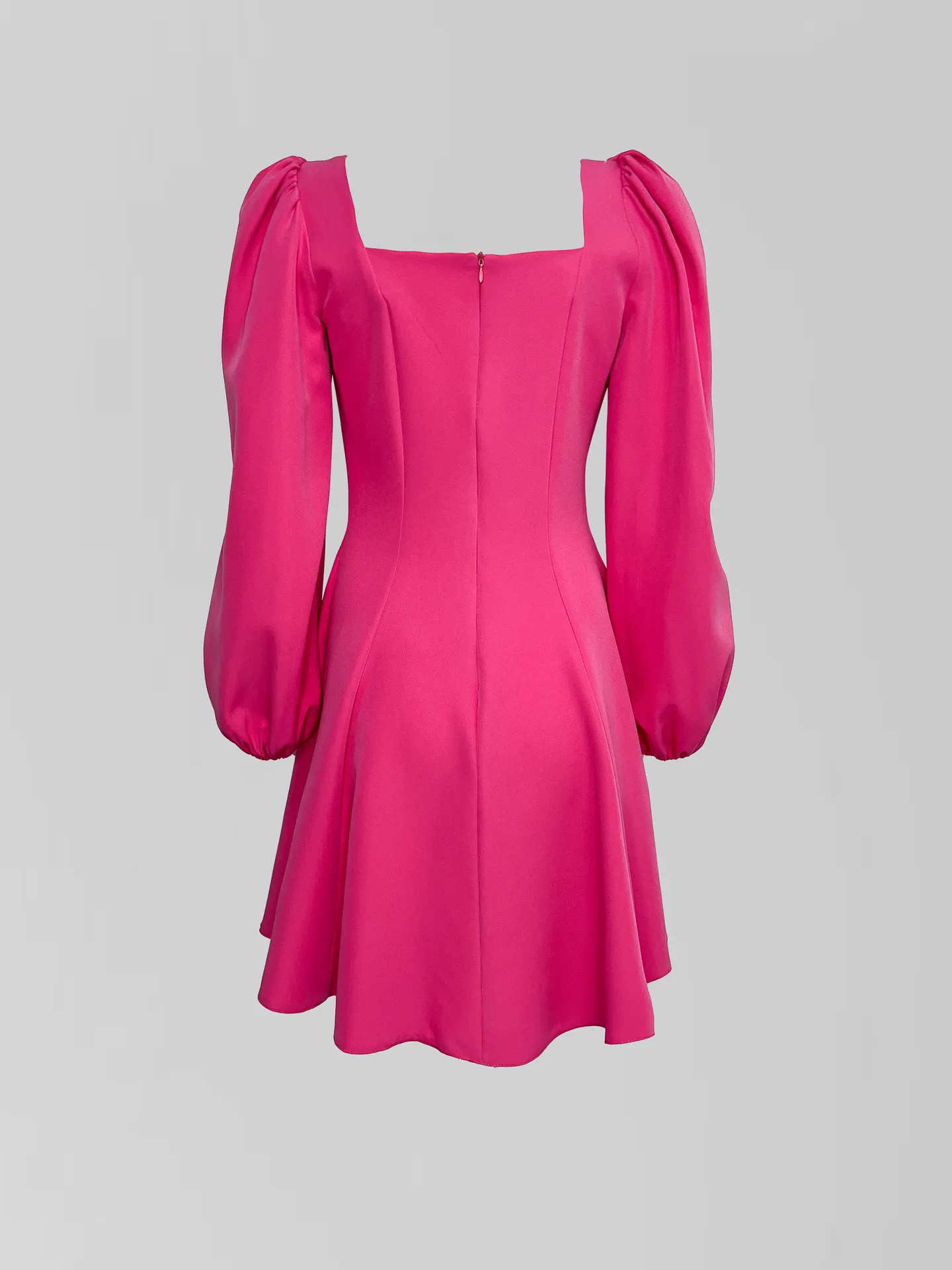 Платье By Style Janetta с квадратным вырезом и пышными рукавами