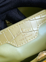 Louis Vuitton Capucines BB