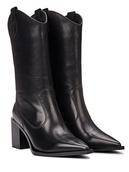 Женские кожаные чёрные казаки