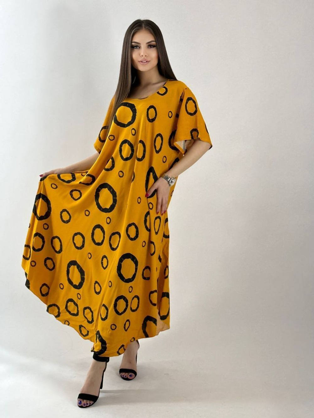 [m]Платье прямое, длинное 2005