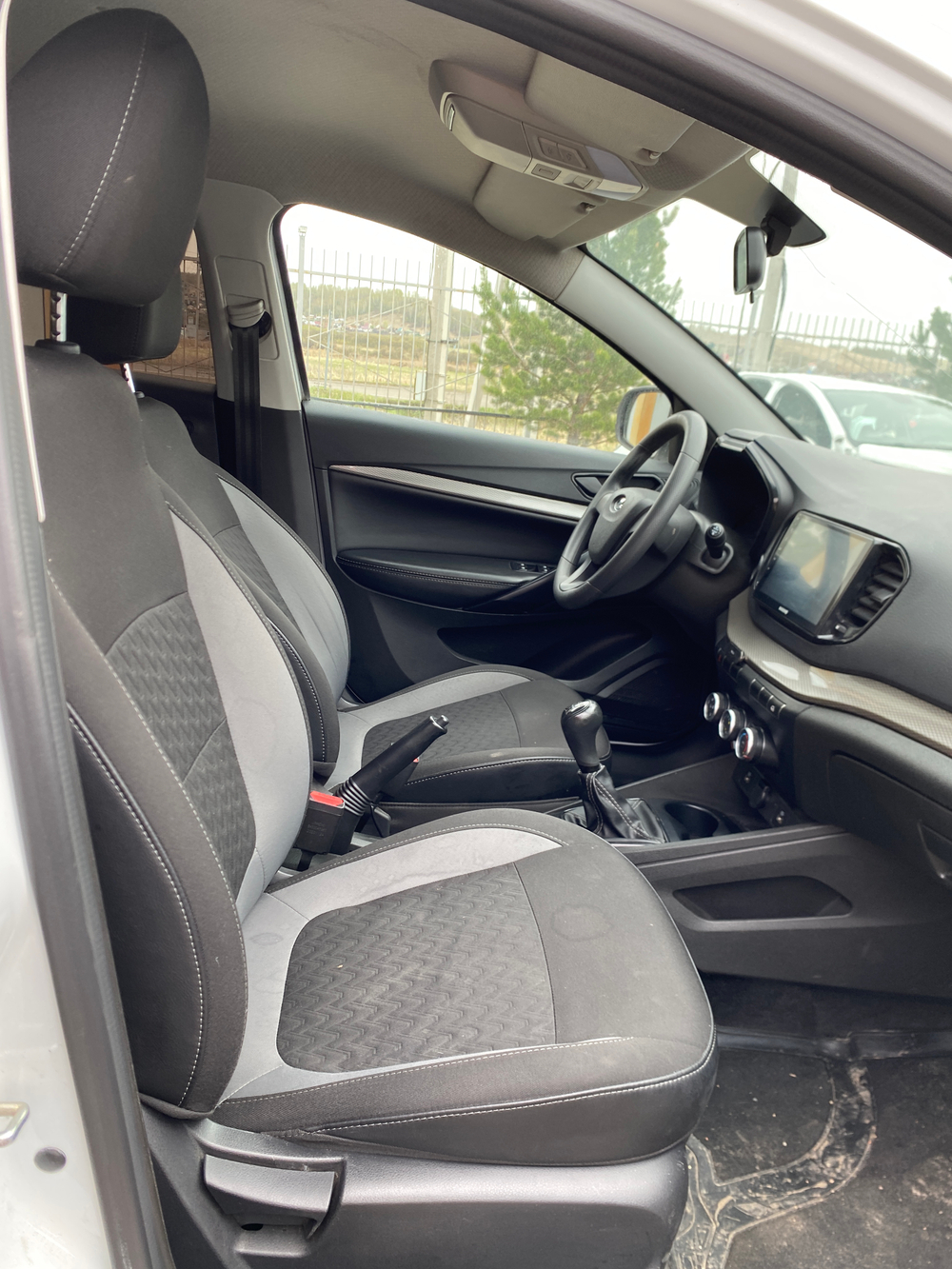 LADA VESTA Седан Comfort 1.6 106hp 5MT