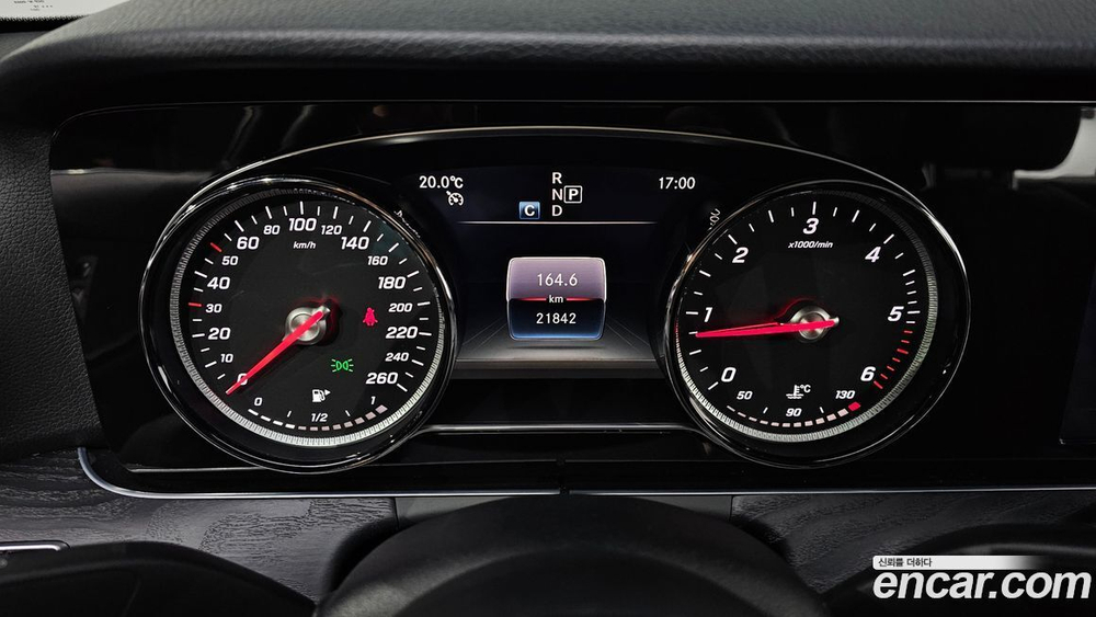 Mercedes-Benz E-Class W213 E220d Avangarde (12.2019)