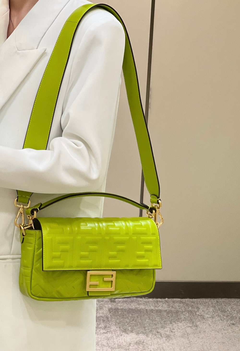 Fendi Baguette 27 cm