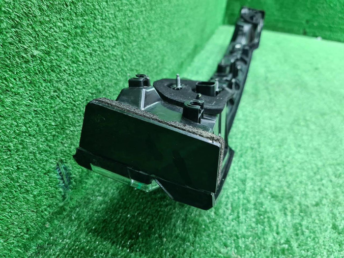 Фонарь крышки багажника Range Rover Velar (17-23)