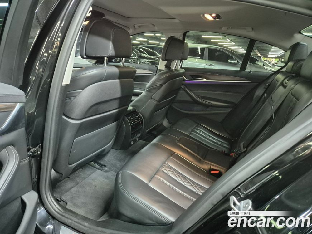 BMW 5 Series (G30) 520d Luxury Plus (08.2019)