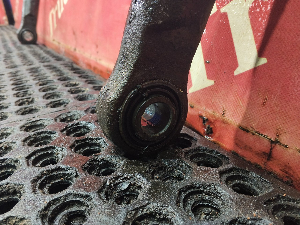 Стабилизатор задний