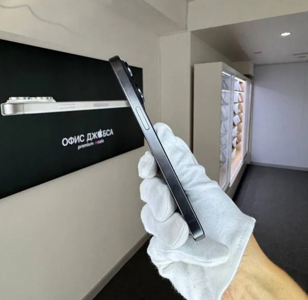 iPhone 15 Pro, 256 ГБ б/у