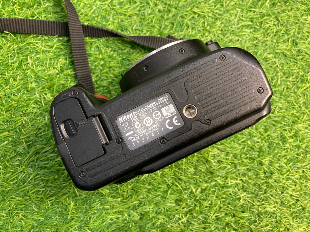 Nikon D3000 Kit 18-55mm Покупка/Продажа