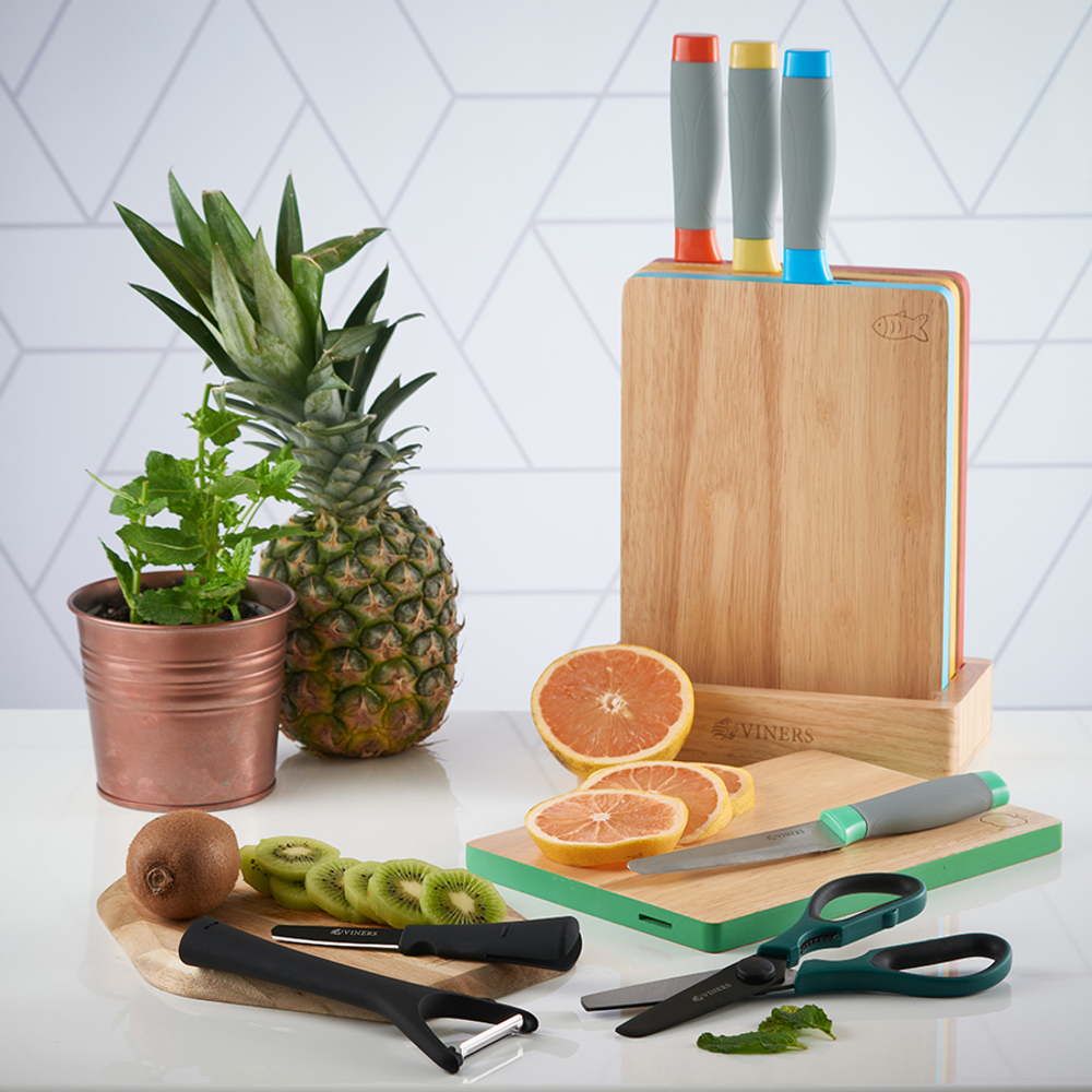 Набор из 4 ножей и 4 разделочных досок в подставке assure