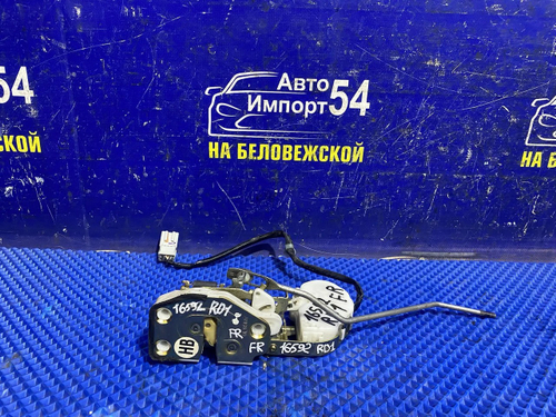 Замок двери передней правой Honda CR-V 1995-2001