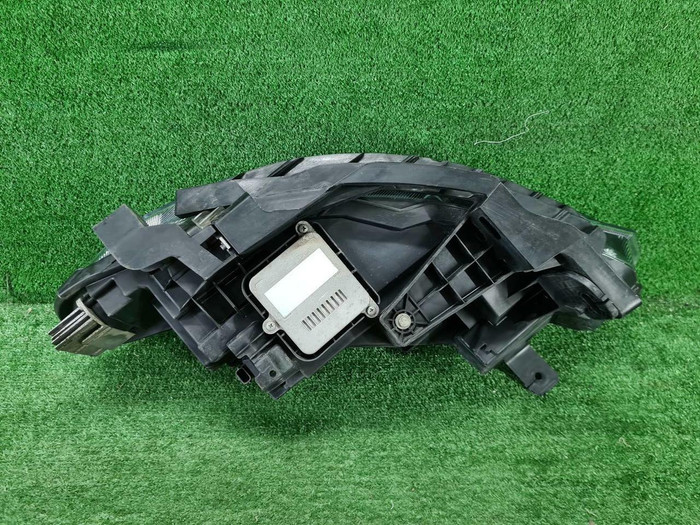 Фара правая Haval F7 (2018-2024) LED