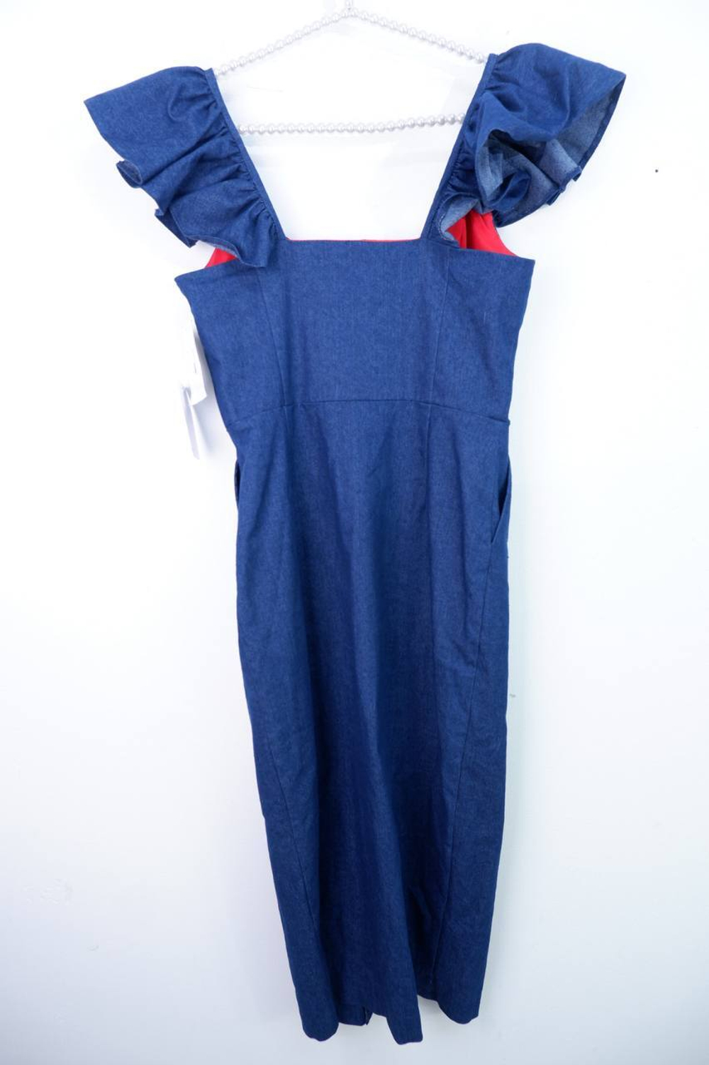 Платье Galxand джинсовое, маркировка М, визуально на 44 размер, новое