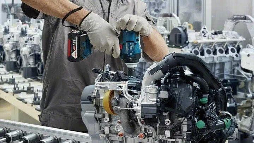 Гайковерт аккумуляторный BOSCH GDS 18 V-400 ударный без АКБ и ЗУ 06019K0021