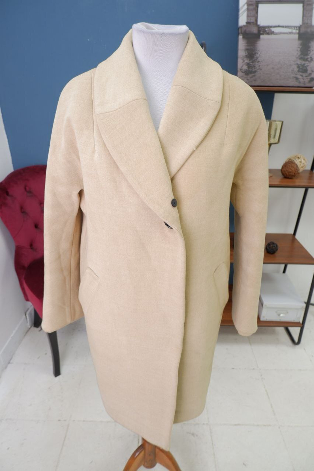 Пальто S Славия с шерстью 46 размер