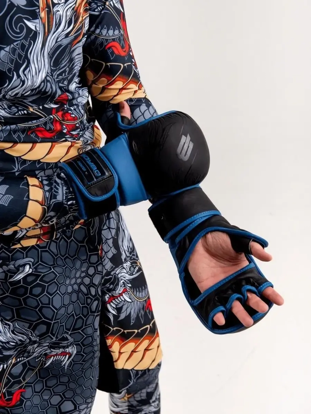 Перчатки MMA Wings для ММА и Единоборств