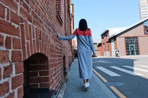 Платье длинное с рукавами