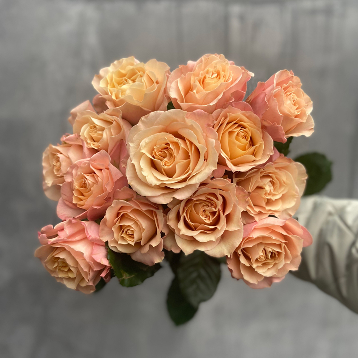 × 2 + 1 Сахара Сенсейшн — букет интерьерных роз